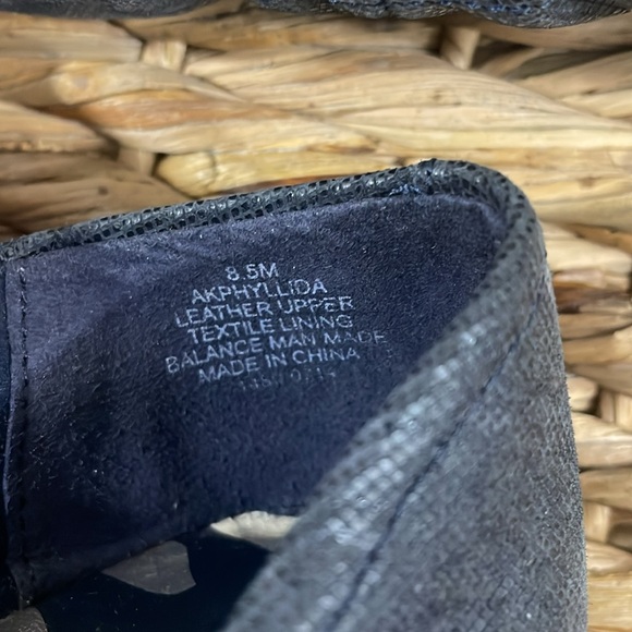 Navy Beaded Flats Shoes Size 8.5 M - Picture 9 of 9